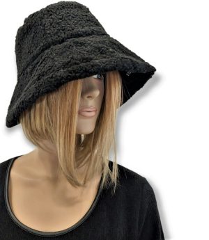 Καπέλο γούνινο με αστέρια, Ντουμπλ – Φαστ . Χρώμα: Mαύρο,Μπέζ,Καμηλό.