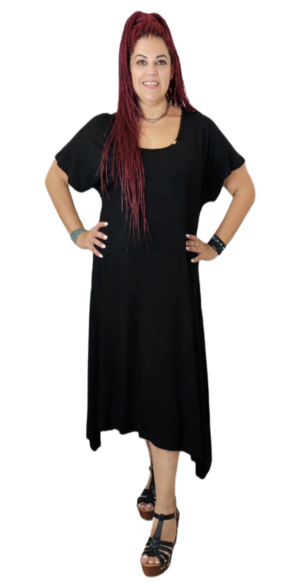 Φόρεμα με ραφή και ζαπονέ μανίκι. Χρώμα: Μαύρο .