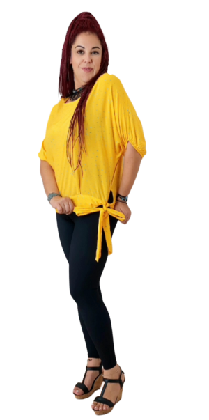 Μπλούζα πουά χαμόγελο με μανίκι νυχτερίδα και μπάσκα με δέσιμο. Χρώμα:  Κίτρινο Με Τυρκουάζ, Πορτοκαλί Με Μωβ .