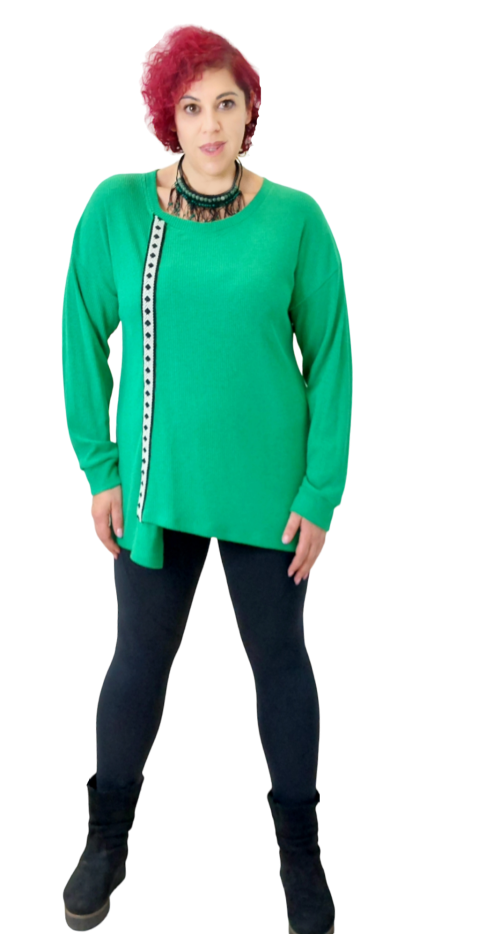 Μπλούζα πλεκτή ρίπ,με μεγάλο ντεκολτέ και υφαντή τρέσα. Χρώμα: Λαίμ, Πράσινο.